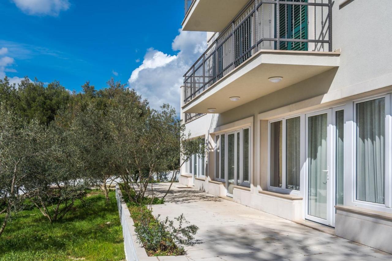 Bijaka Villas&Apartments Милна Экстерьер фото